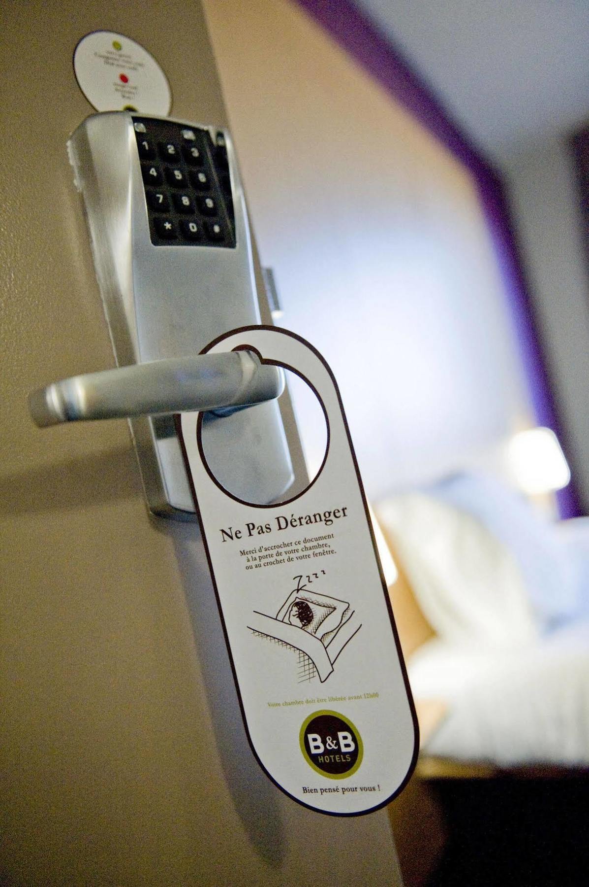 B&B Hotel Alencon Nord Экстерьер фото