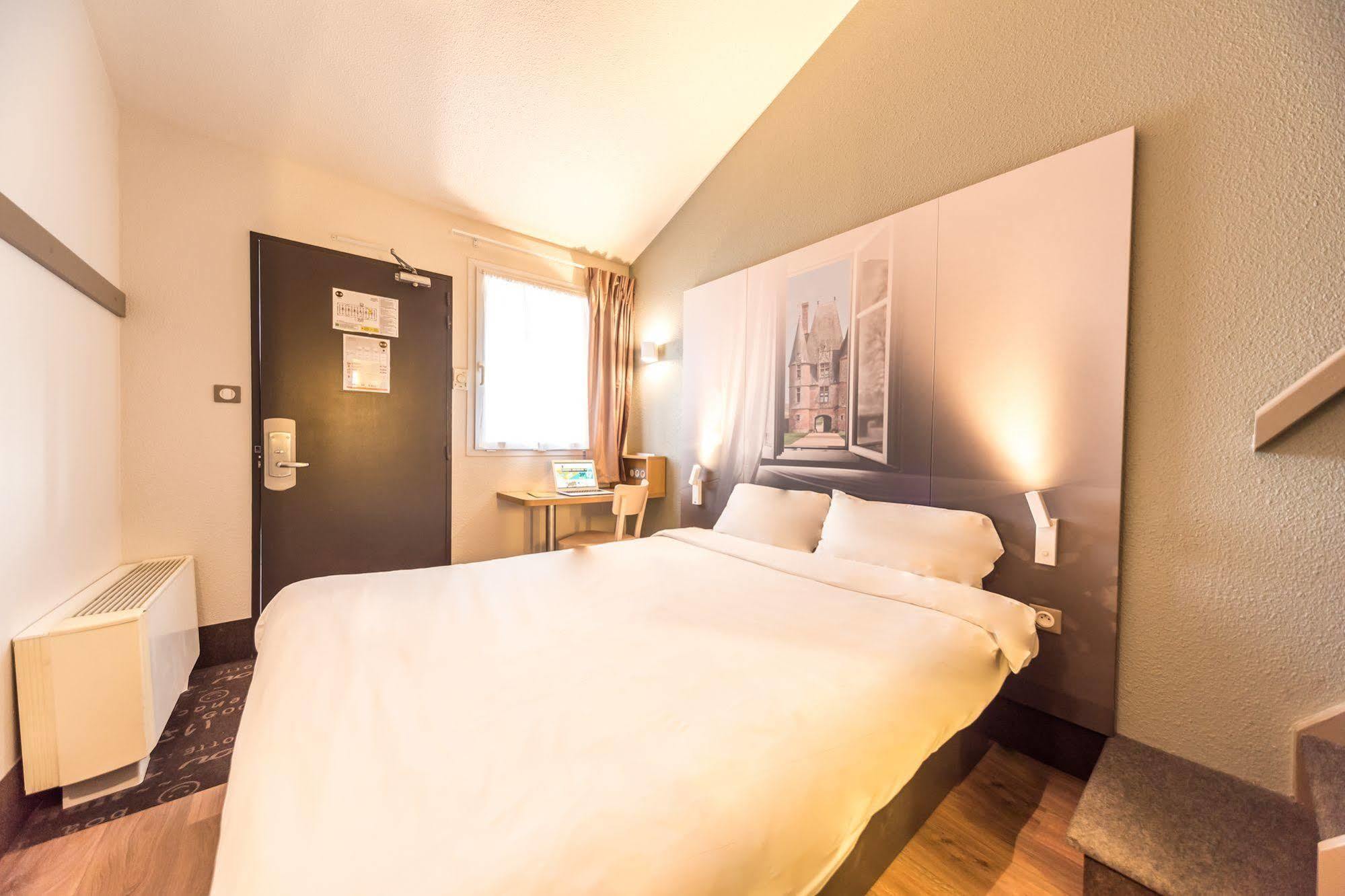B&B Hotel Alencon Nord Экстерьер фото